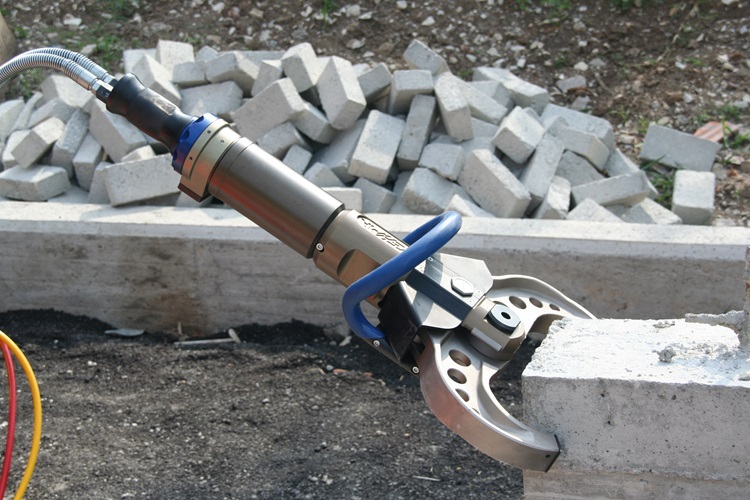 Tehma SA Concrete Crusher and Spreader